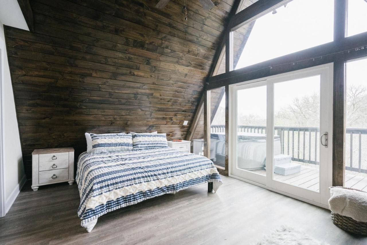 Villa Dean'S Den: Private Deck W/ Jacuzzi And A View New Braunfels Exterior foto